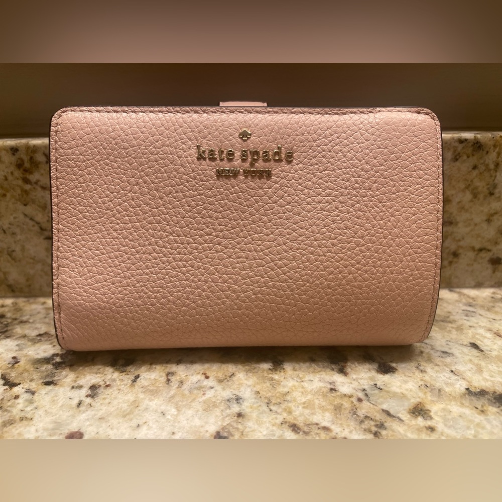 Kate Spade Leila medium compact bifold wallet WLR000394 Rose Smoke